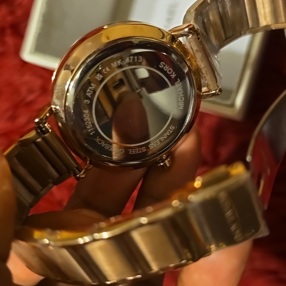 Watch - Picture 9 of 10
